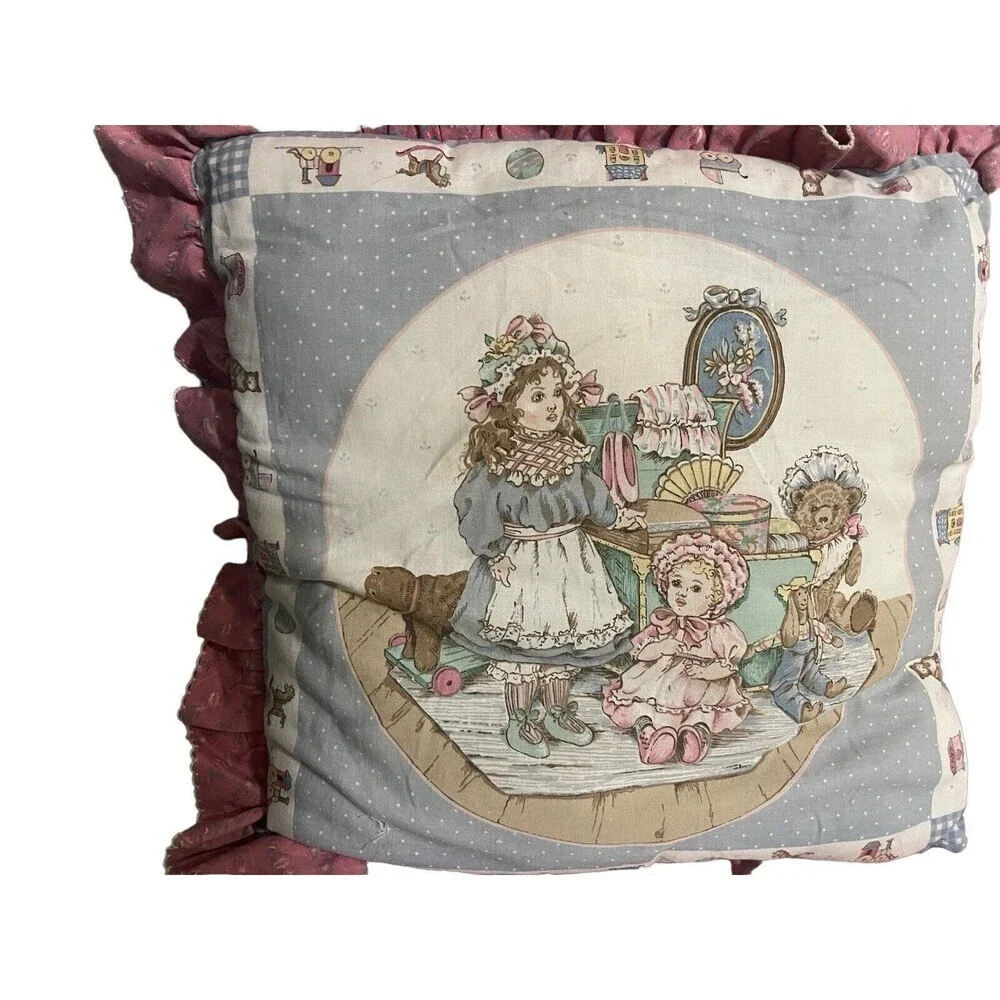 Vintage Handmade Quilted Girls Bear Pink Accent Pillow 80’s 15x15 RARE